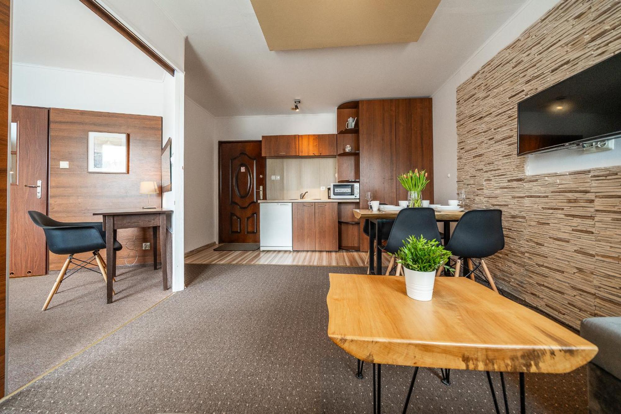 Max Apartamenty - Pokoje - Domki - Restauracja - Basen Mielno  Eksteriør billede
