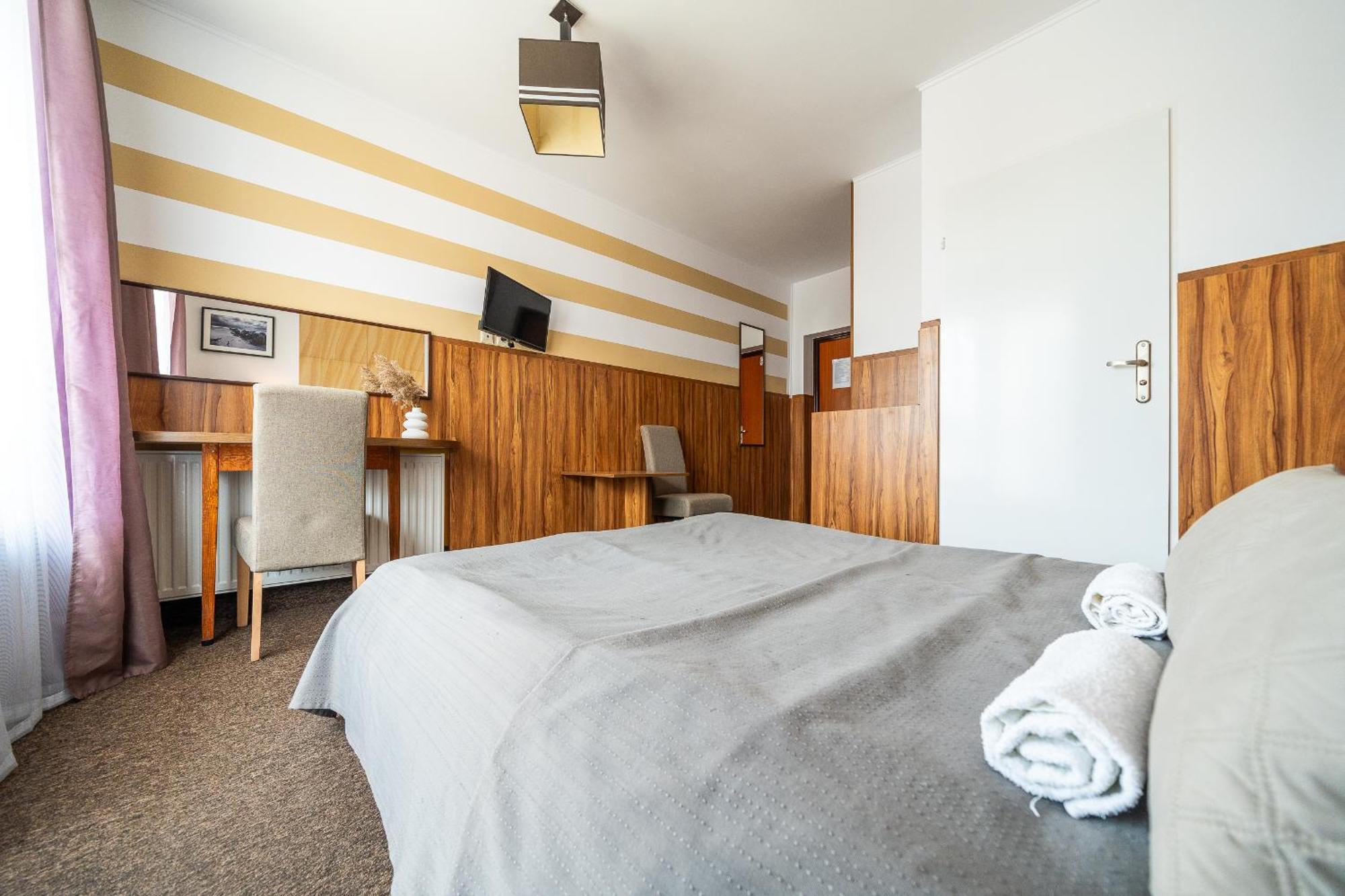 Max Apartamenty - Pokoje - Domki - Restauracja - Basen Mielno  Eksteriør billede
