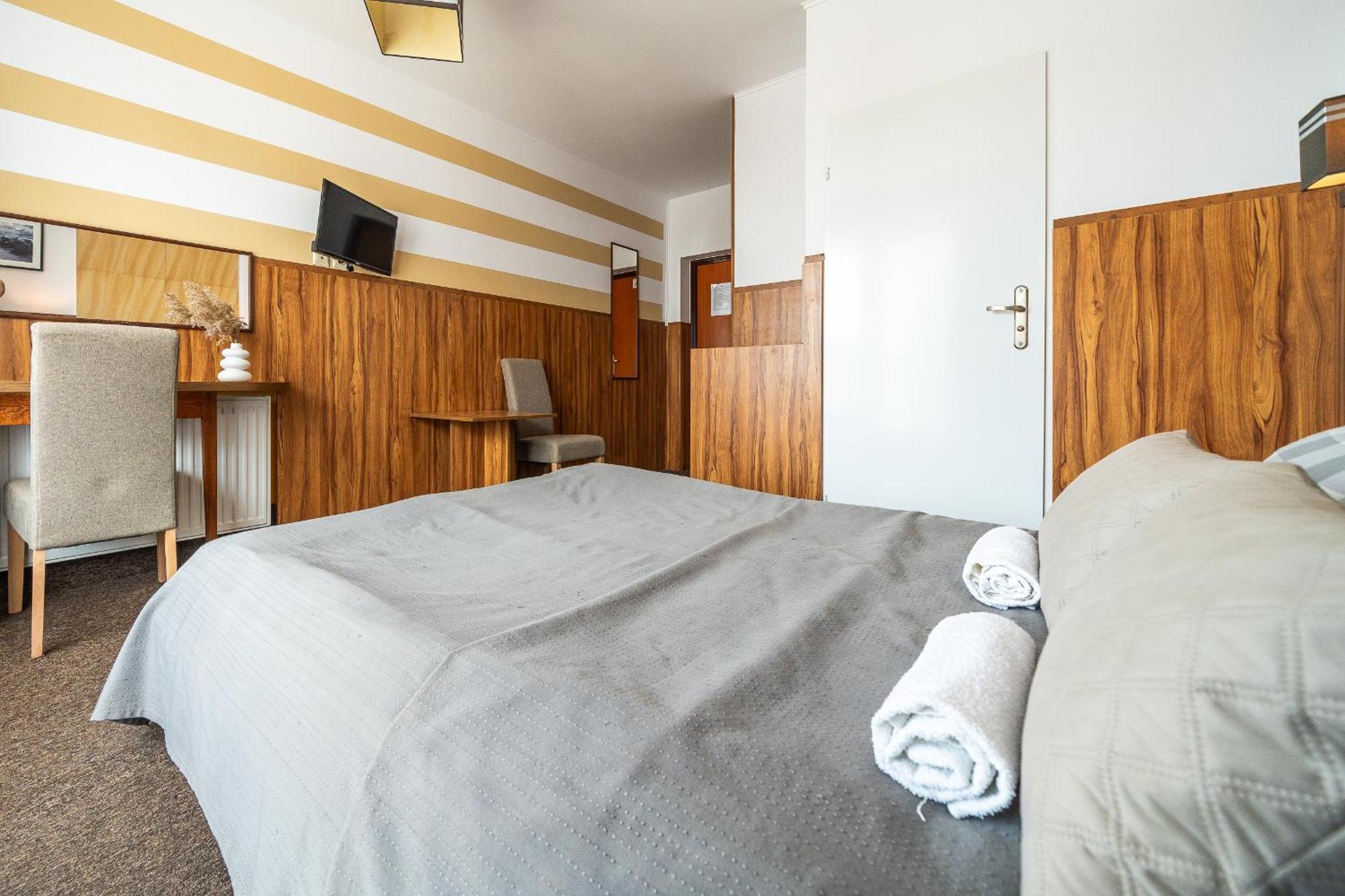 Max Apartamenty - Pokoje - Domki - Restauracja - Basen Mielno  Eksteriør billede