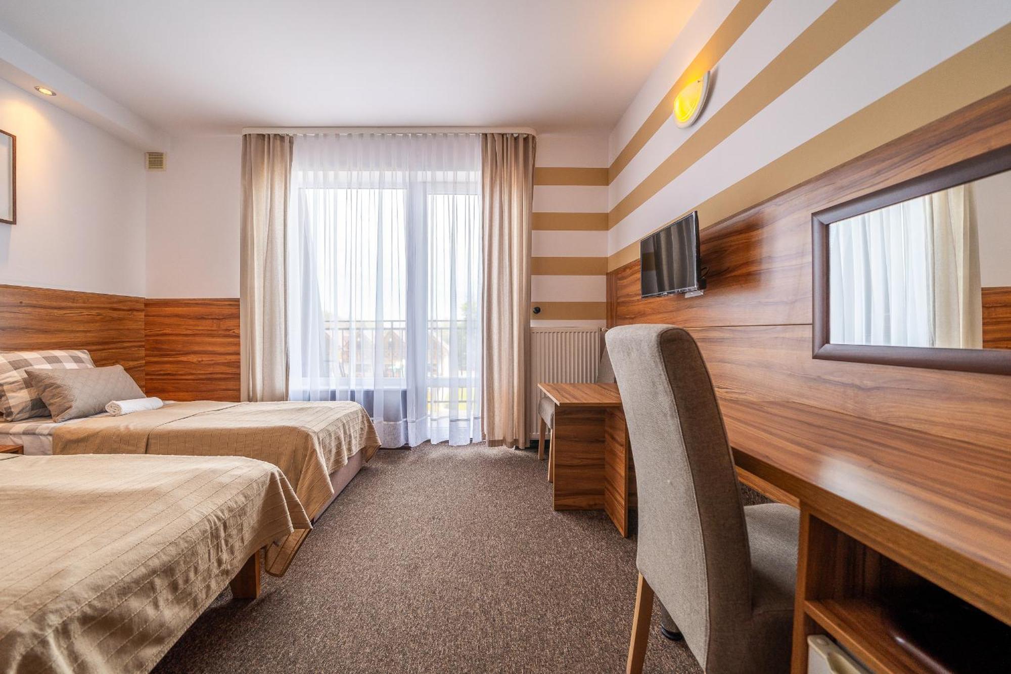Max Apartamenty - Pokoje - Domki - Restauracja - Basen Mielno  Eksteriør billede